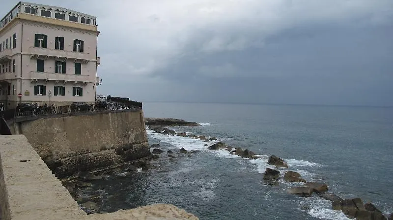 דירות סירקוזה Lanterne Magiche Ortigia